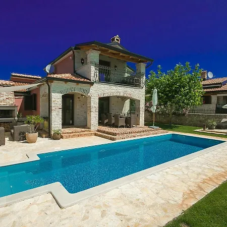 فيلة Beautiful Villa With Swimming Pool In Tar *