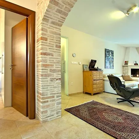 Beautiful Villa With Swimming Pool In Tar * Tar-Vabriga