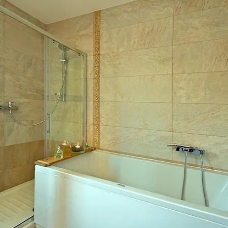 فيلة Beautiful Villa With Swimming Pool In Tar Tar-Vabriga