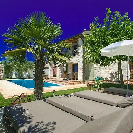 فيلة Beautiful Villa With Swimming Pool In Tar *