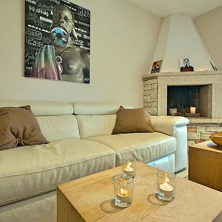 Вилла Beautiful Villa With Swimming Pool In Tar Тар
